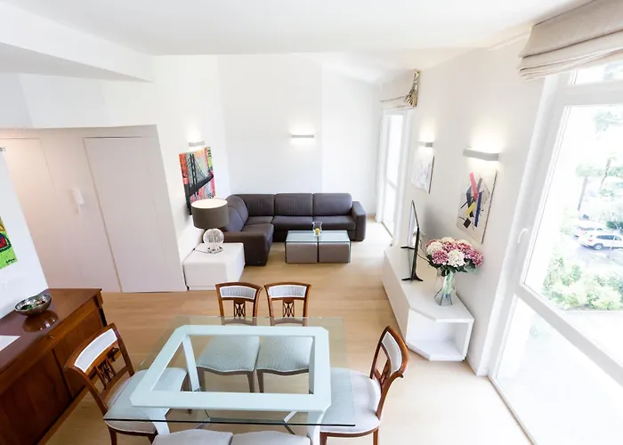 With Parking - Borghese Lejlighed Rom