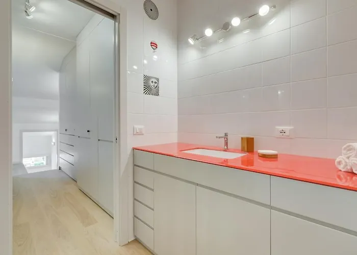 With Parking - Borghese